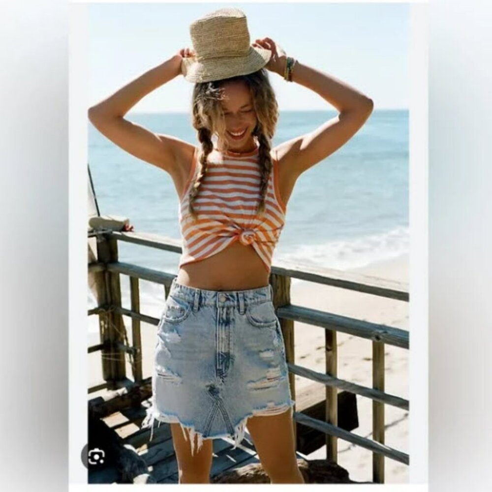 Anthropology PILCRO  Destroyed Denim Skirt